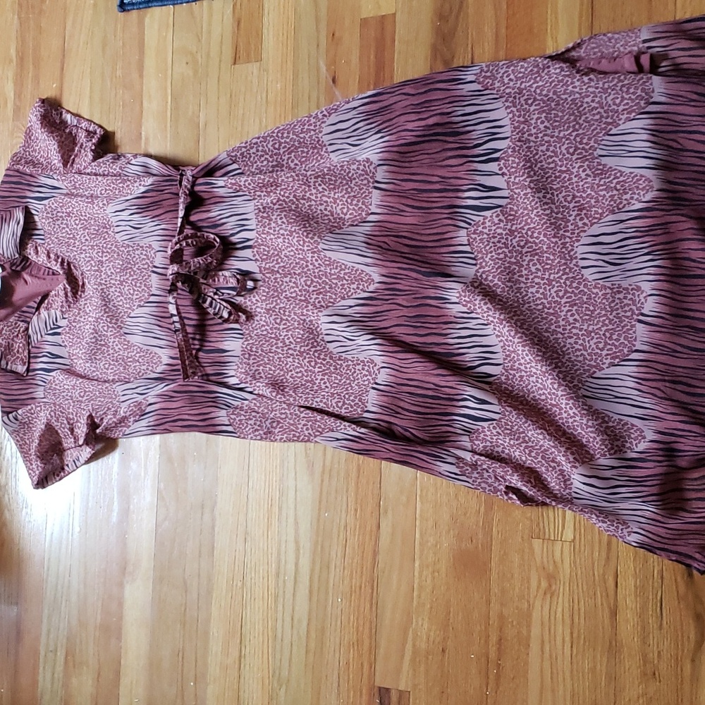 Animal print  Medium dress With sheer overlay and attached belt